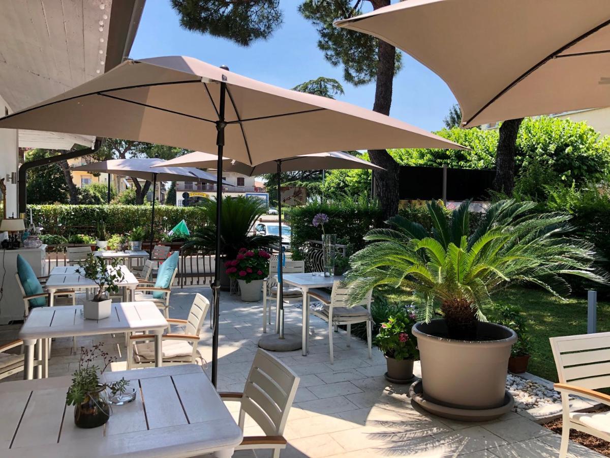 Hotel International Sirmione Bagian luar foto