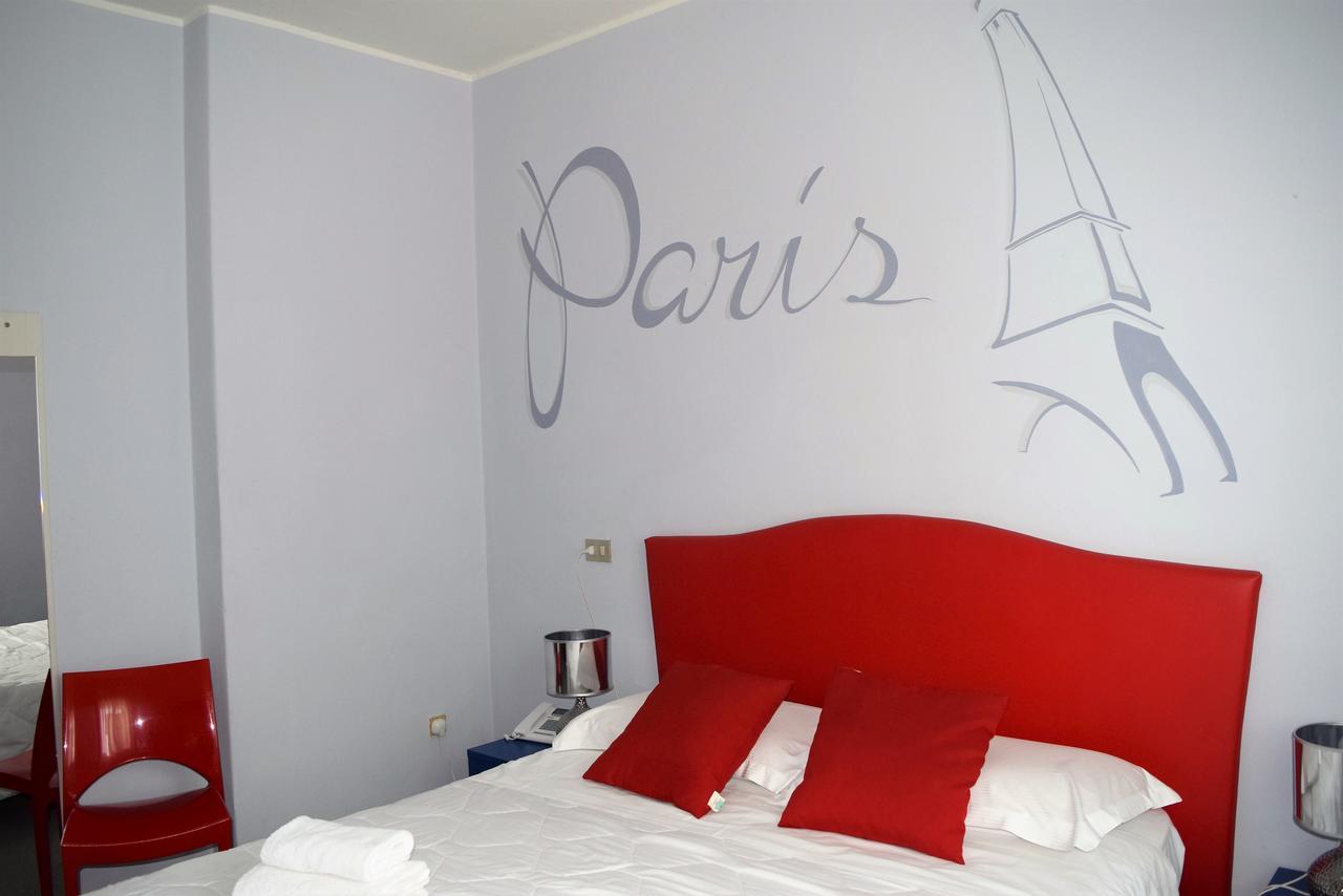 Hotel International Sirmione Bagian luar foto