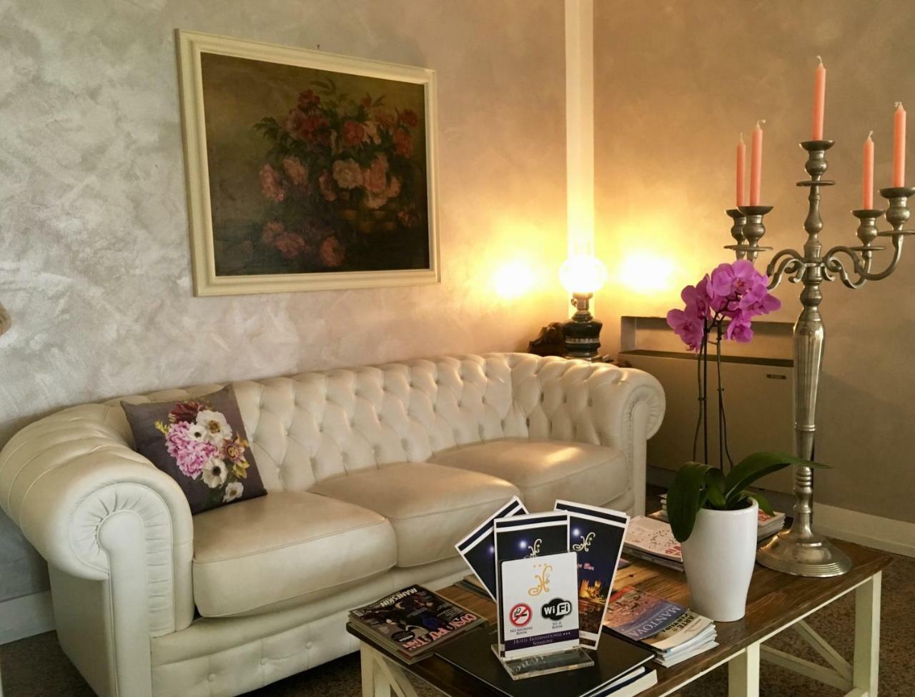 Hotel International Sirmione Bagian luar foto