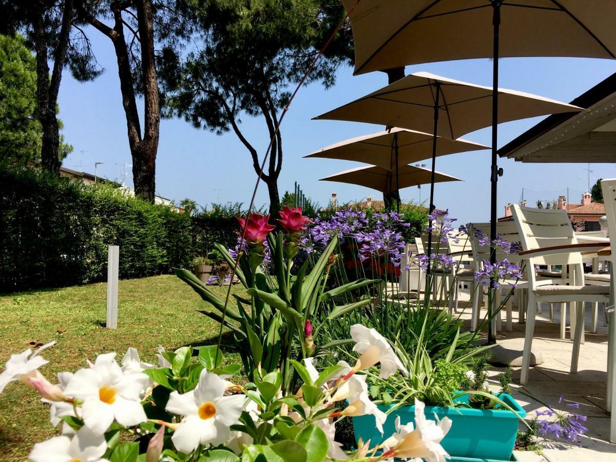 Hotel International Sirmione Bagian luar foto